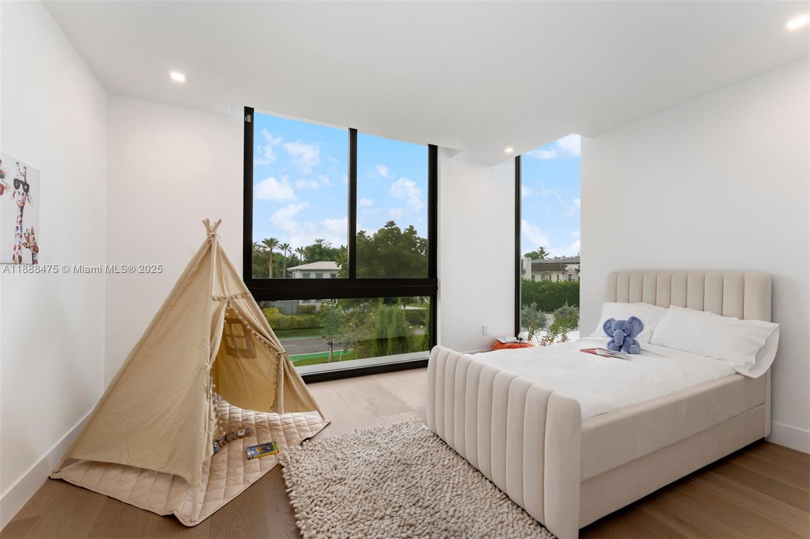 3114 Prairie Ave Miami Beach, FL 33140