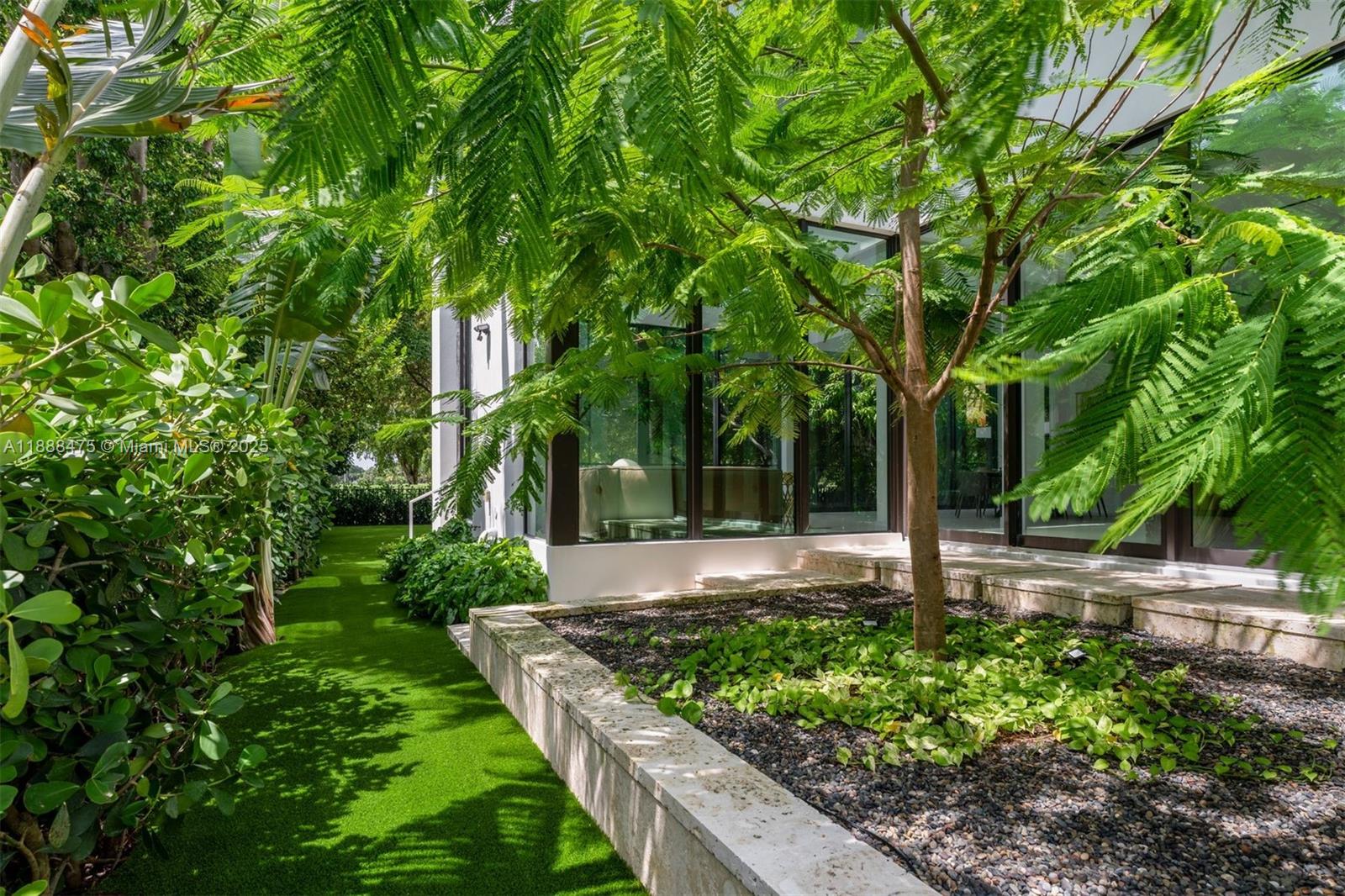 3114 Prairie Ave Miami Beach, FL 33140