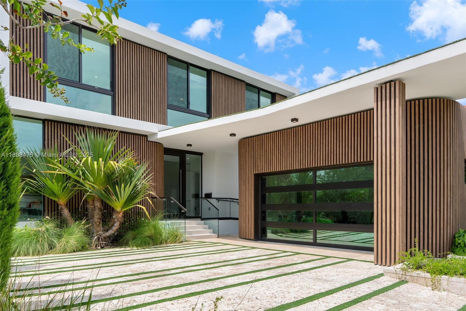 3114 Prairie Ave Miami Beach, FL 33140