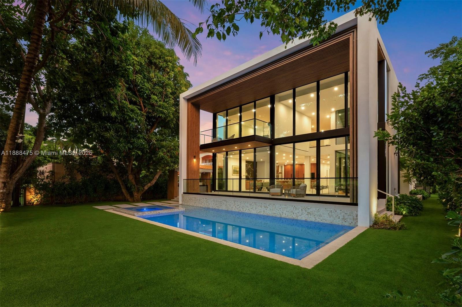 3114 Prairie Ave Miami Beach, FL 33140