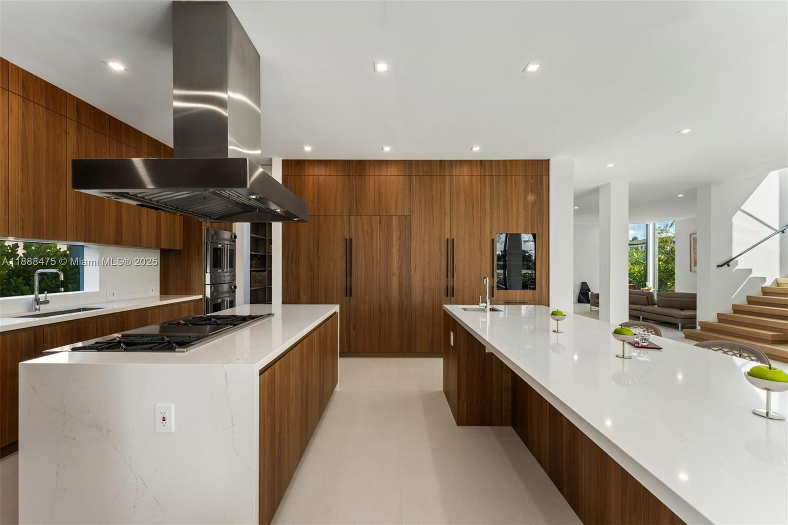 3114 Prairie Ave Miami Beach, FL 33140