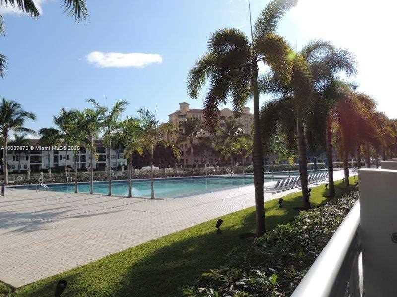 2950 NE 188th St #309,Aventura, FL 33180