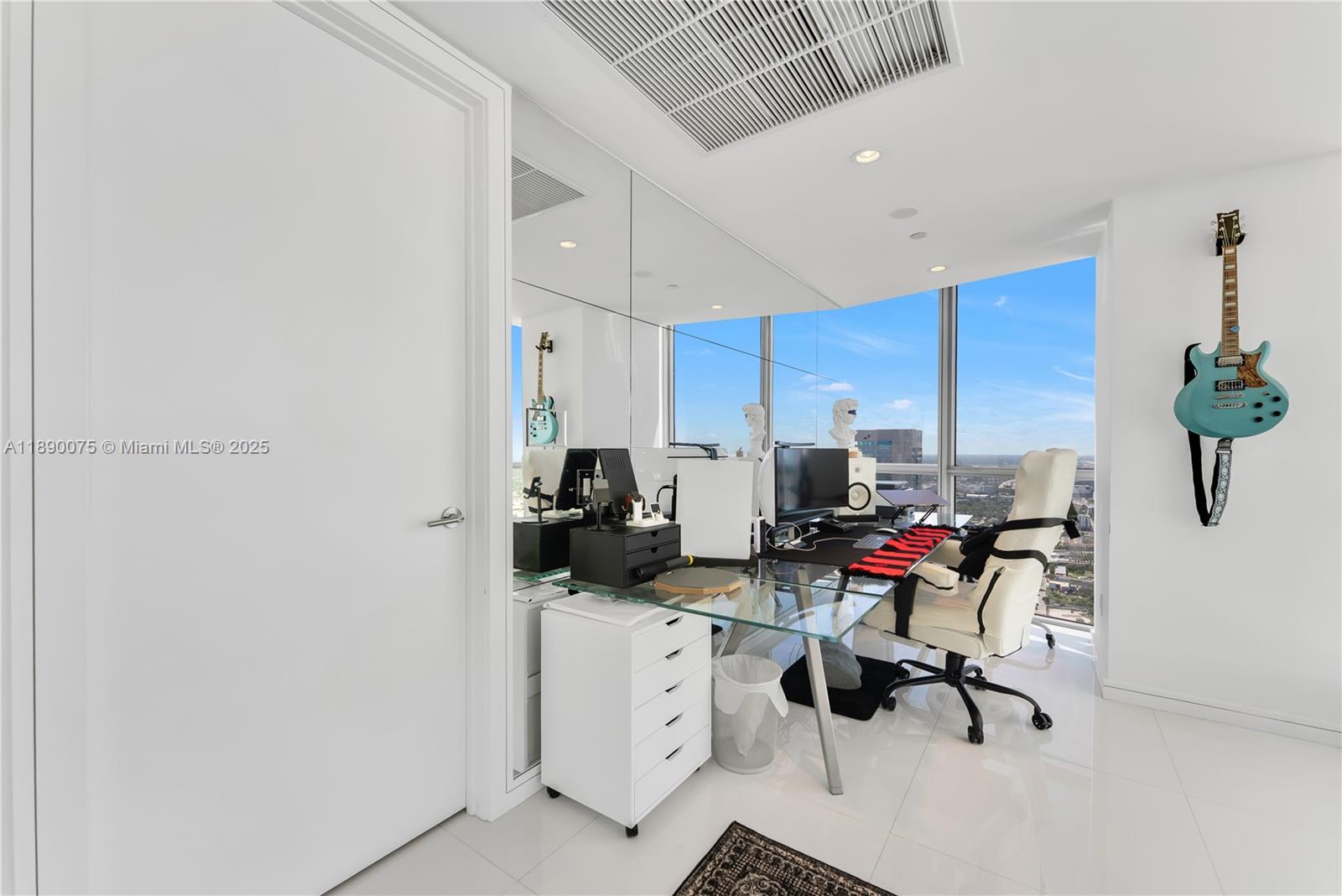 image Marquis Residences16