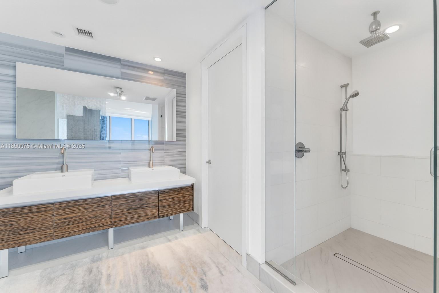 image Marquis Residences21