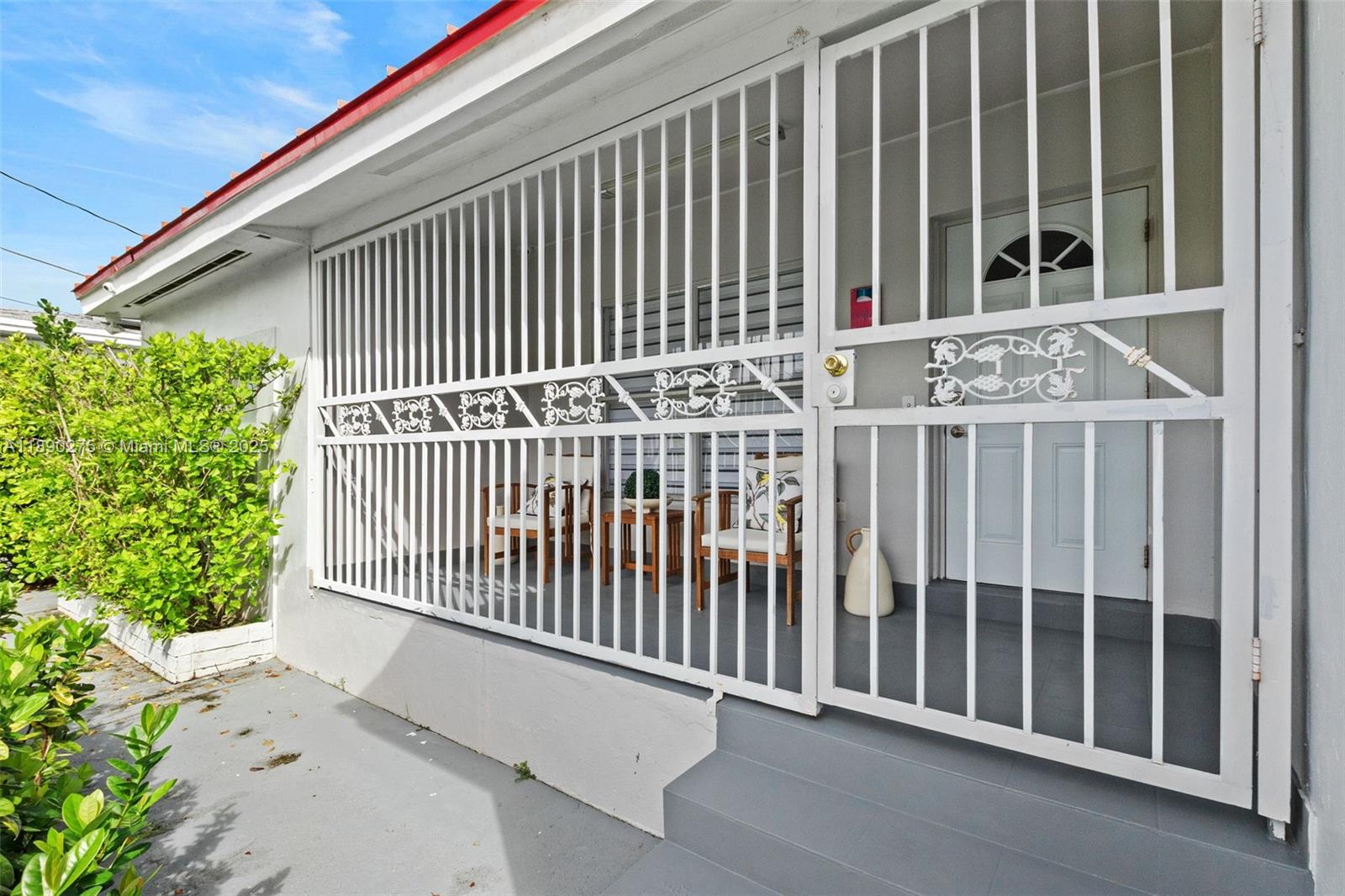 6355 SW 30th St Miami, FL 33155 6355 SW 30th St Miami, FL 33155