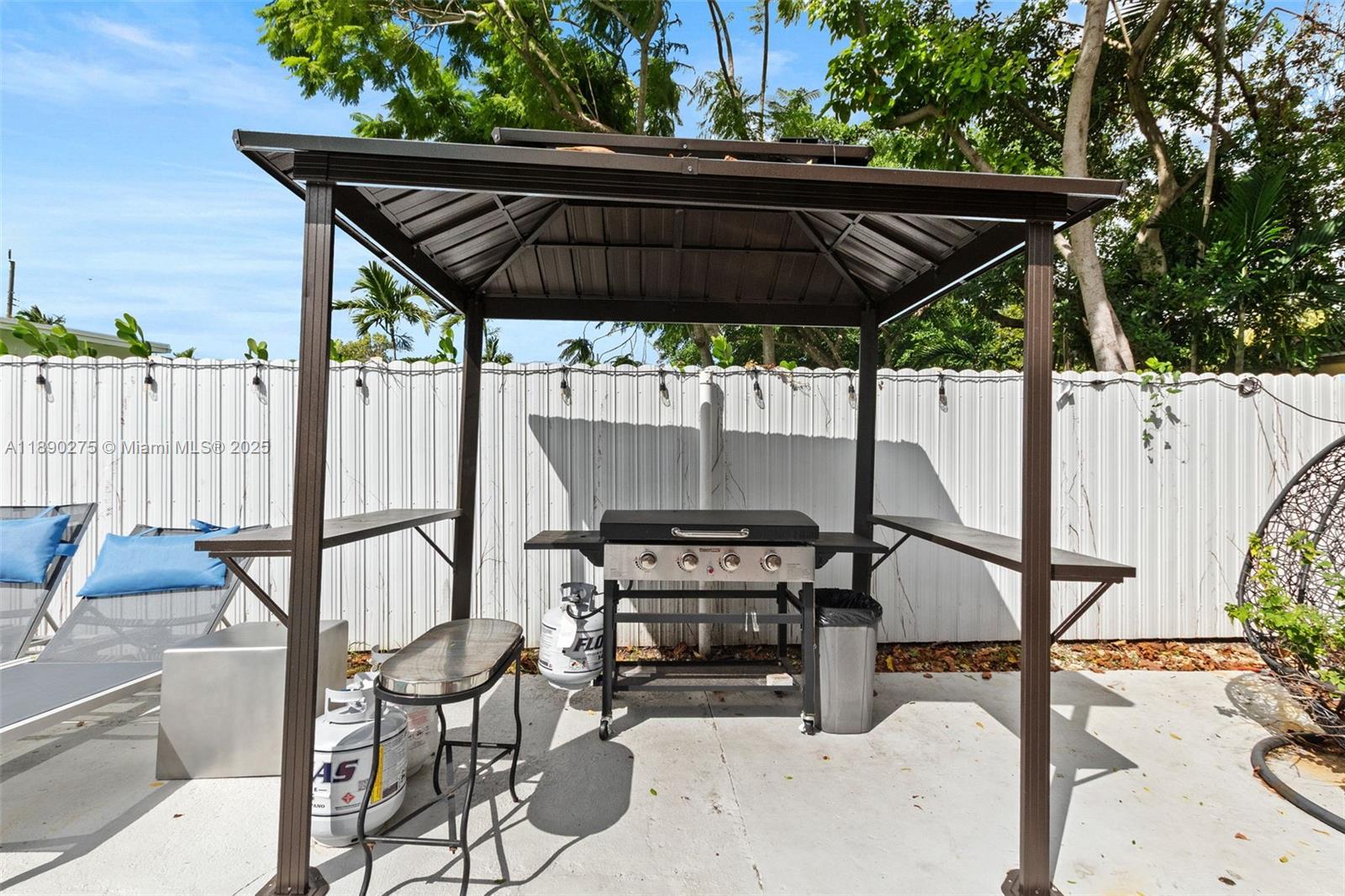 6355 SW 30th St Miami, FL 33155 6355 SW 30th St Miami, FL 33155
