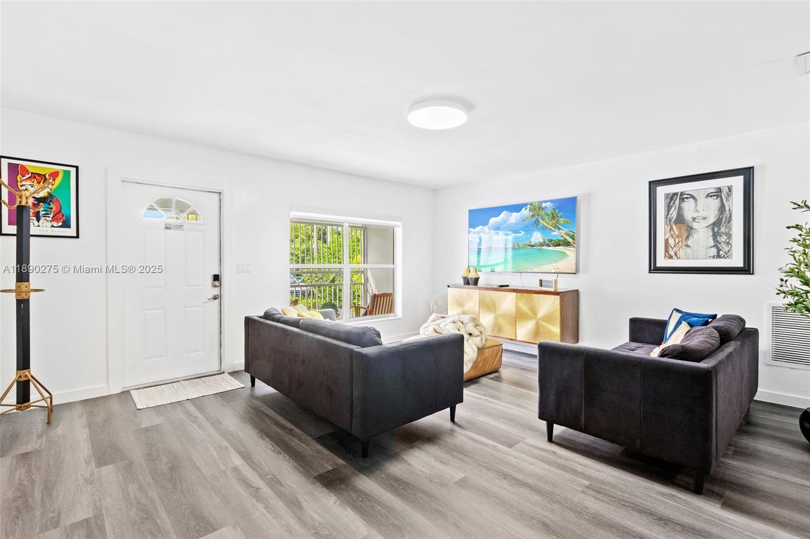 6355 SW 30th St Miami, FL 33155 6355 SW 30th St Miami, FL 33155