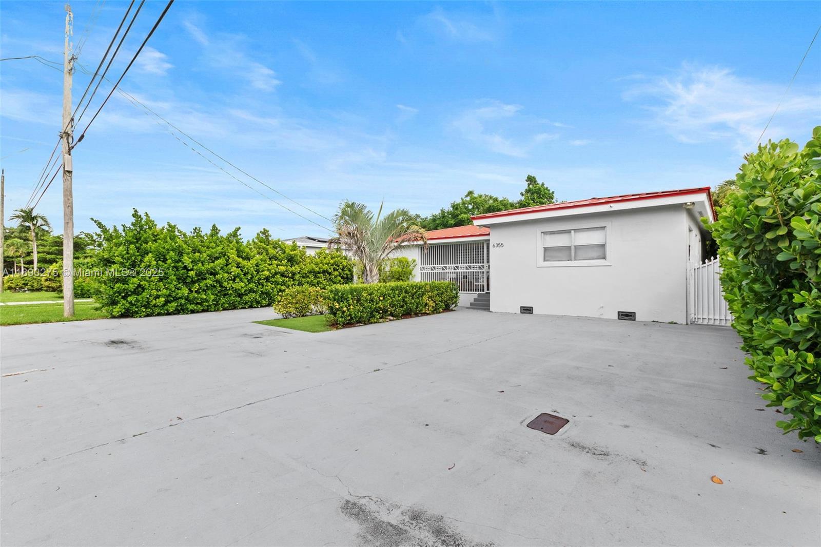 6355 SW 30th St Miami, FL 33155 6355 SW 30th St Miami, FL 33155
