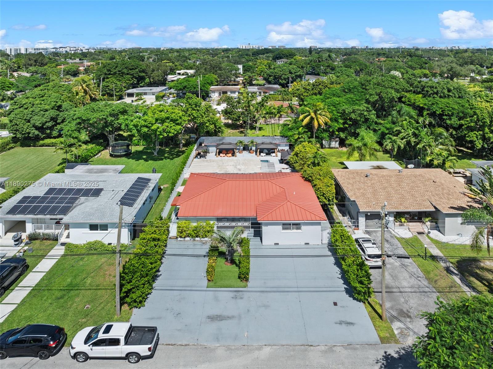 6355 SW 30th St Miami, FL 33155 6355 SW 30th St Miami, FL 33155