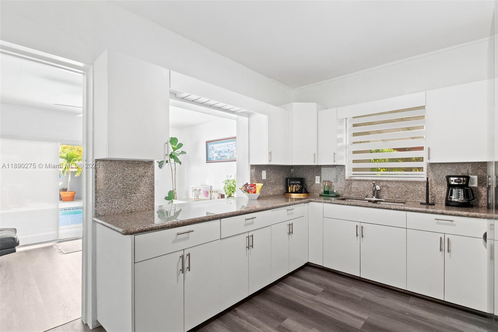 6355 SW 30th St Miami, FL 33155 6355 SW 30th St Miami, FL 33155