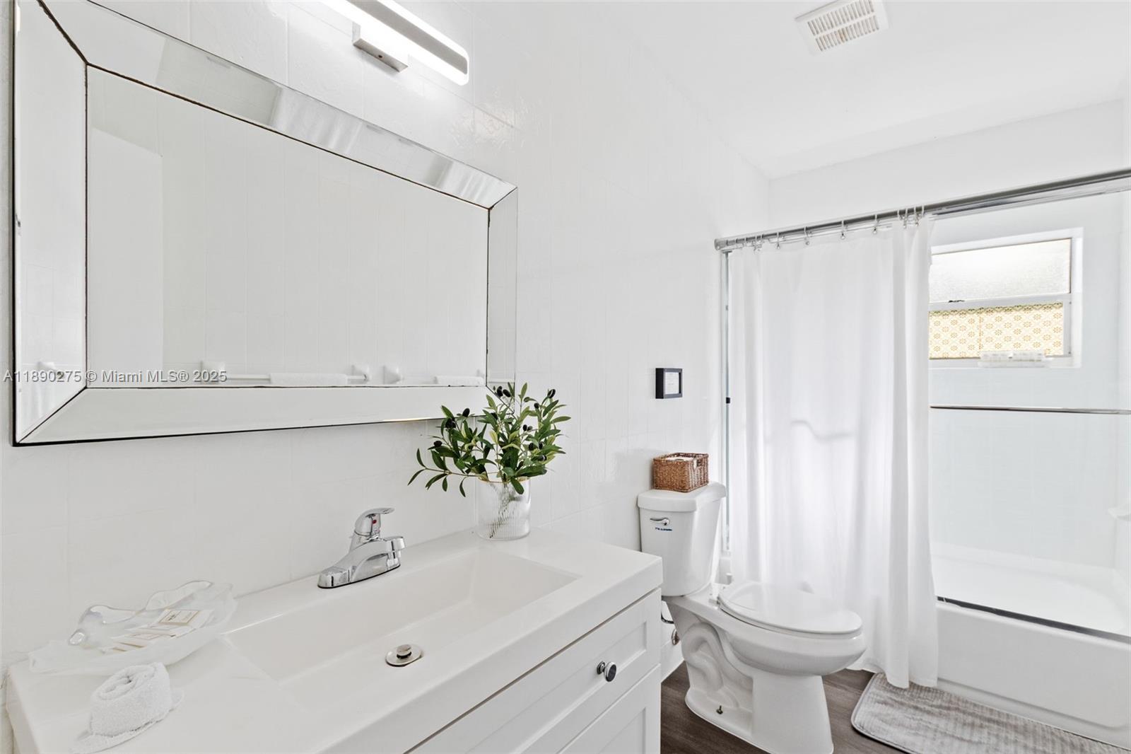 6355 SW 30th St Miami, FL 33155 6355 SW 30th St Miami, FL 33155