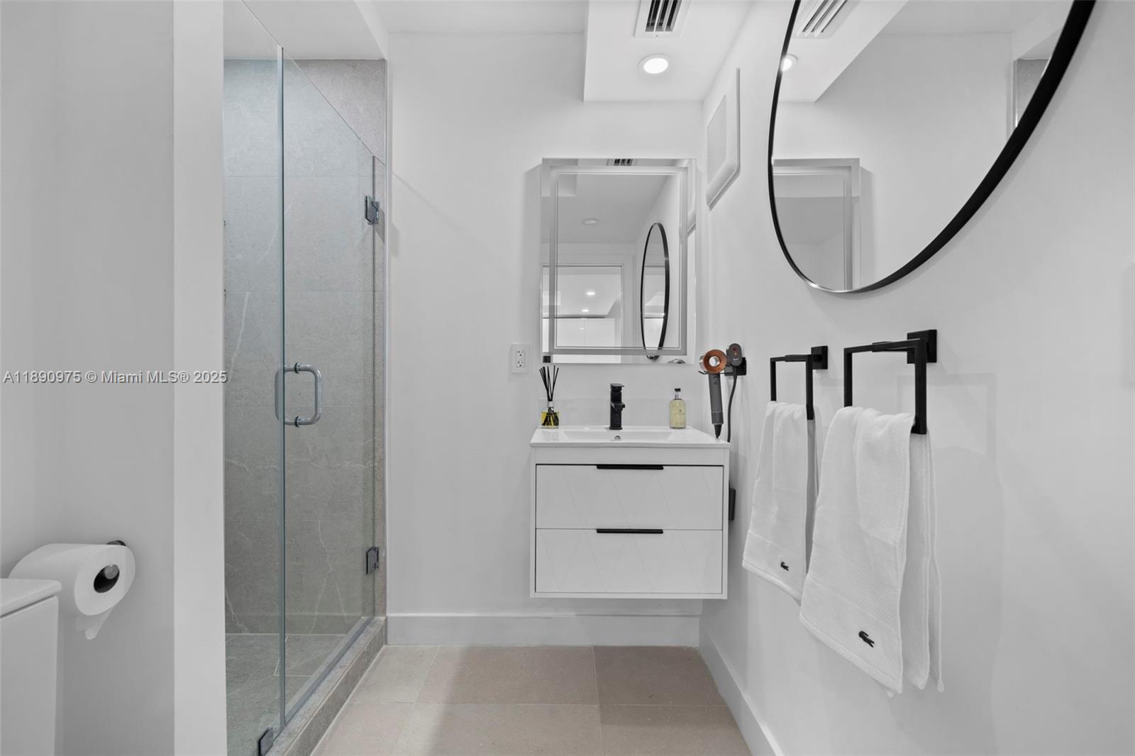 345 Ocean Dr #326 Miami Beach, FL 33139