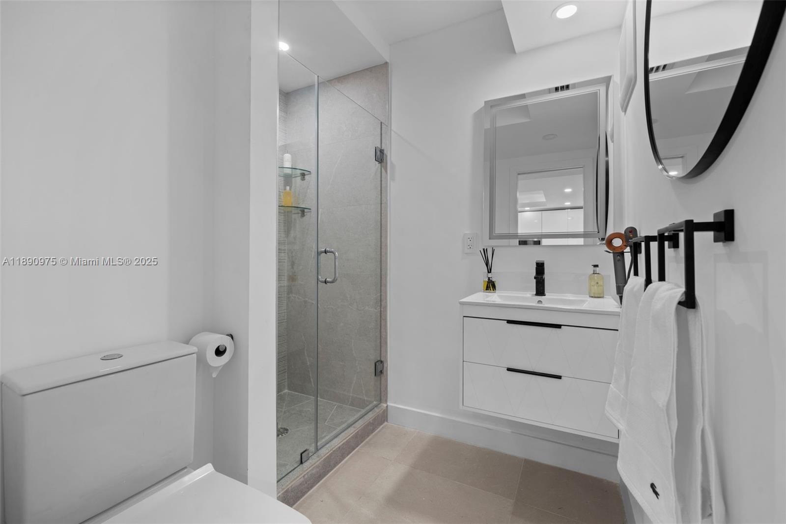 345 Ocean Dr #326 Miami Beach, FL 33139