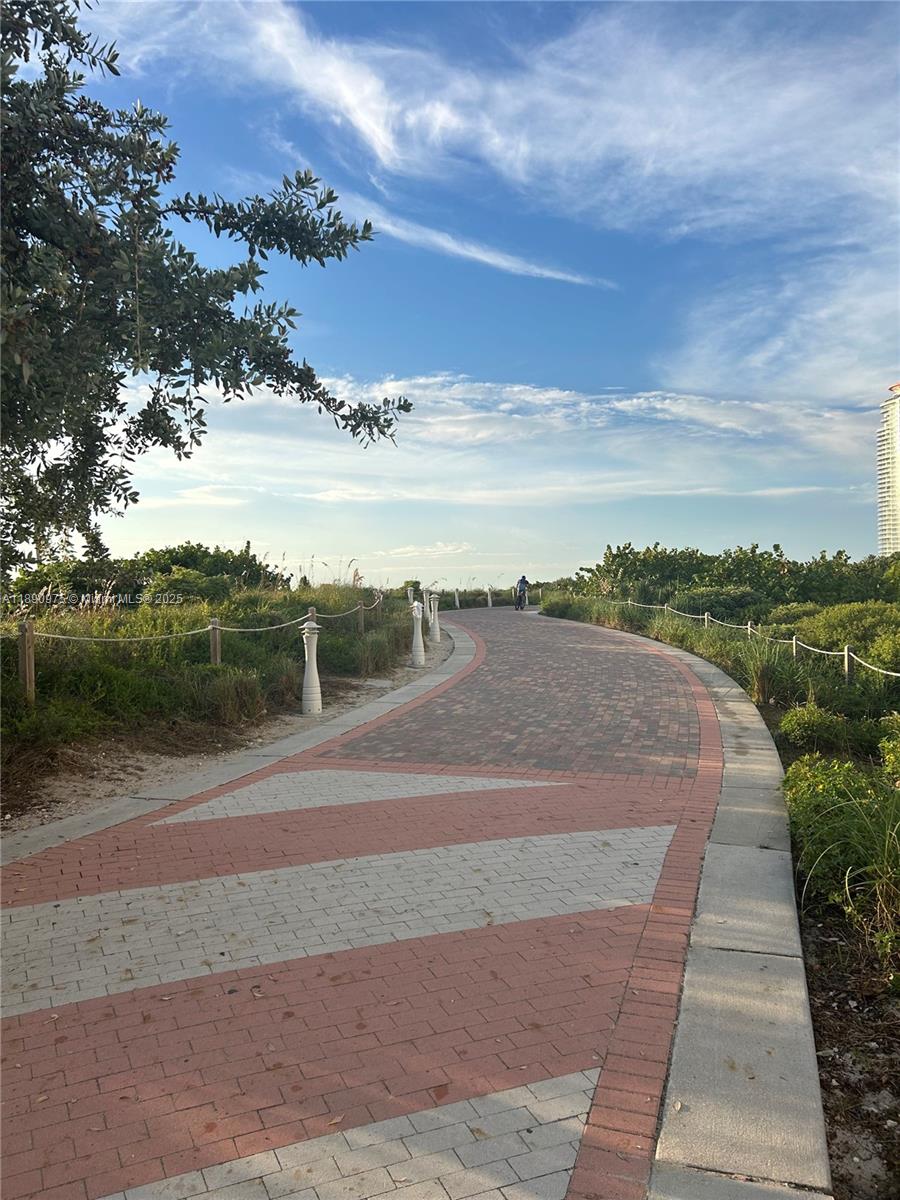 345 Ocean Dr #326 Miami Beach, FL 33139