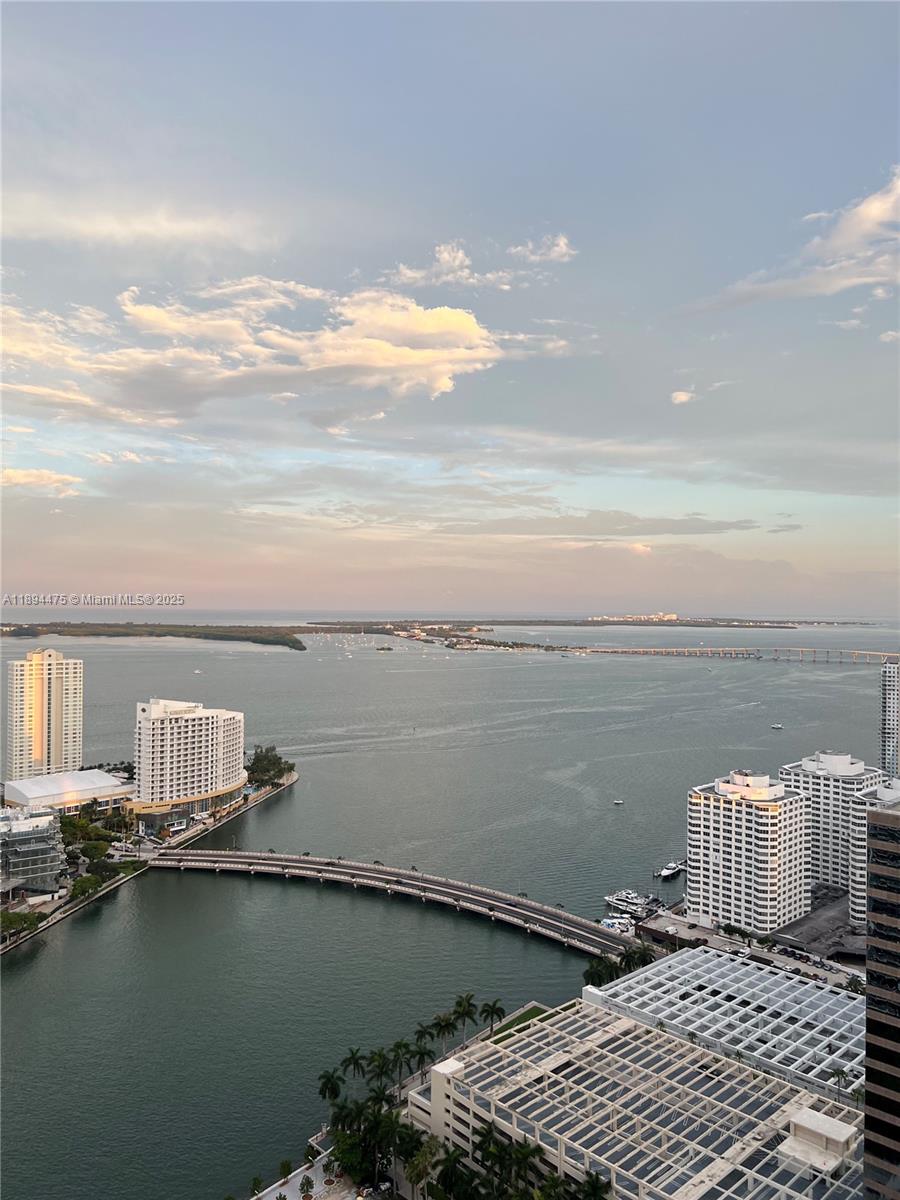 image Icon Brickell Condo No 311