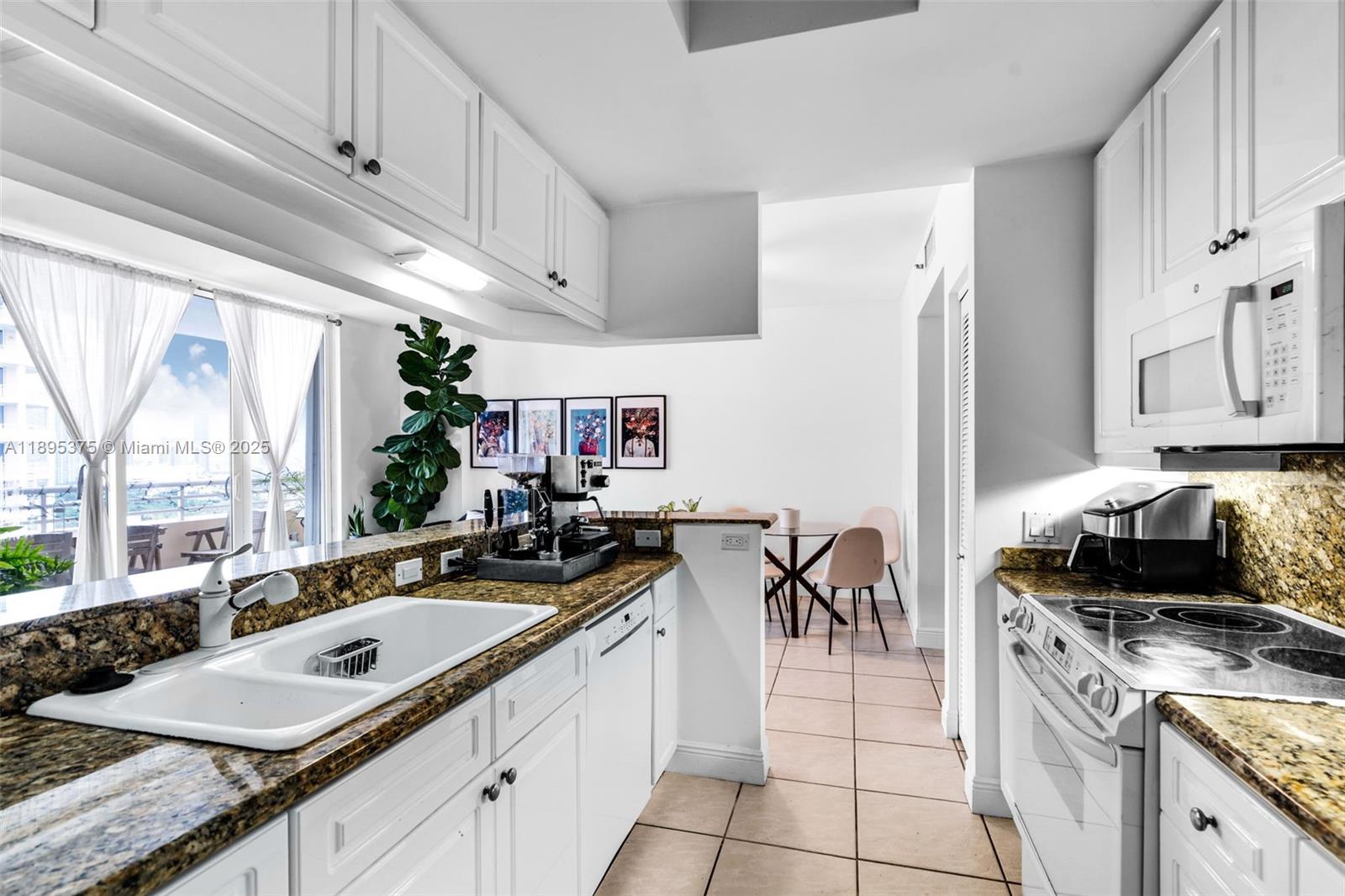 808 Brickell Key Dr #2003 Miami, FL 33131