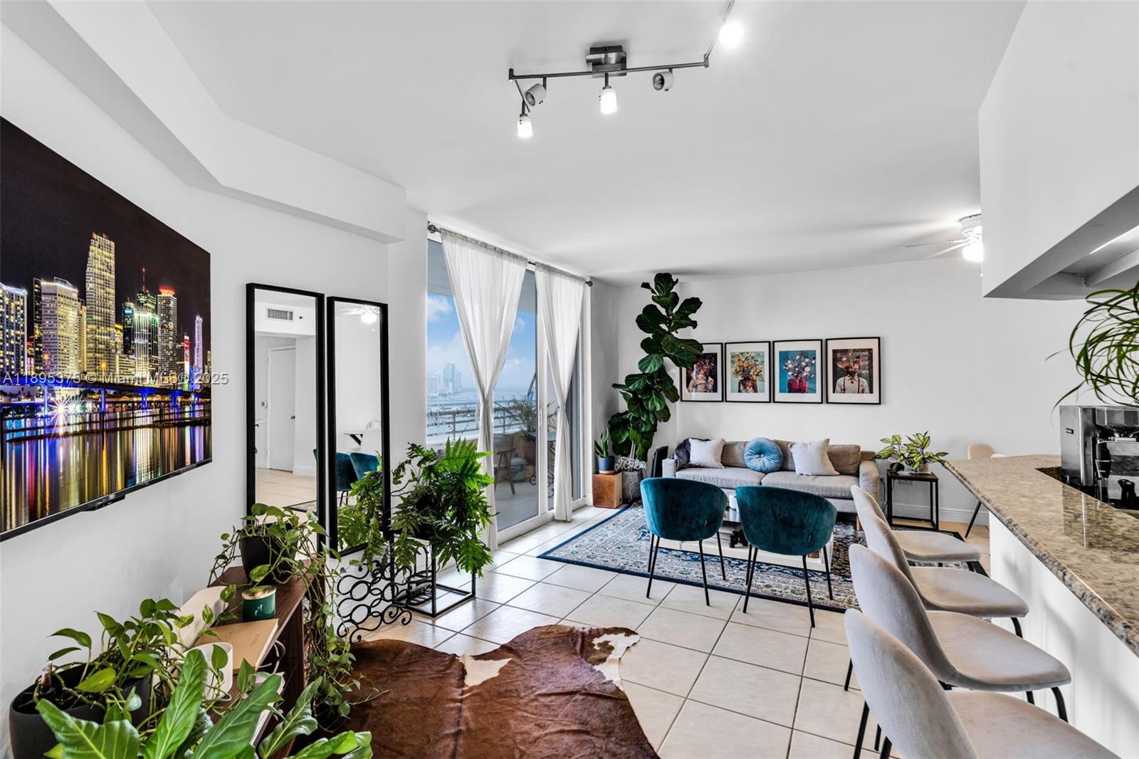 808 Brickell Key Dr #2003 Miami, FL 33131