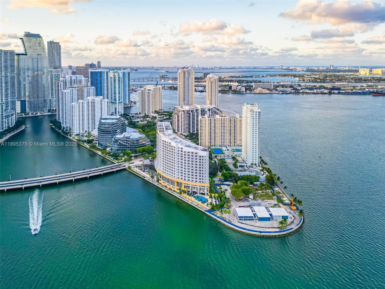 808 Brickell Key Dr #2003 Miami, FL 33131