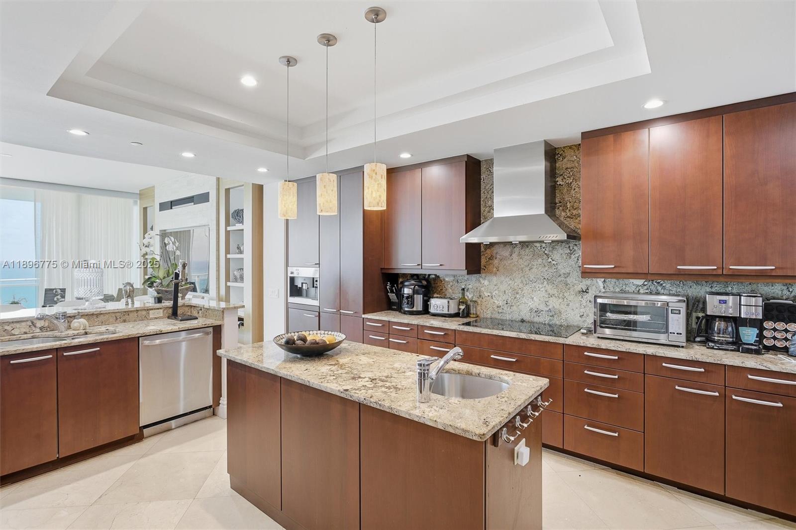 image One Bal Harbour Condo30