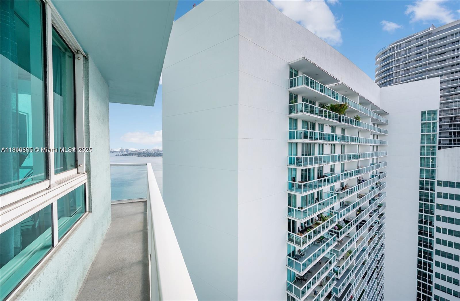 image QUANTUM ON THE BAY12