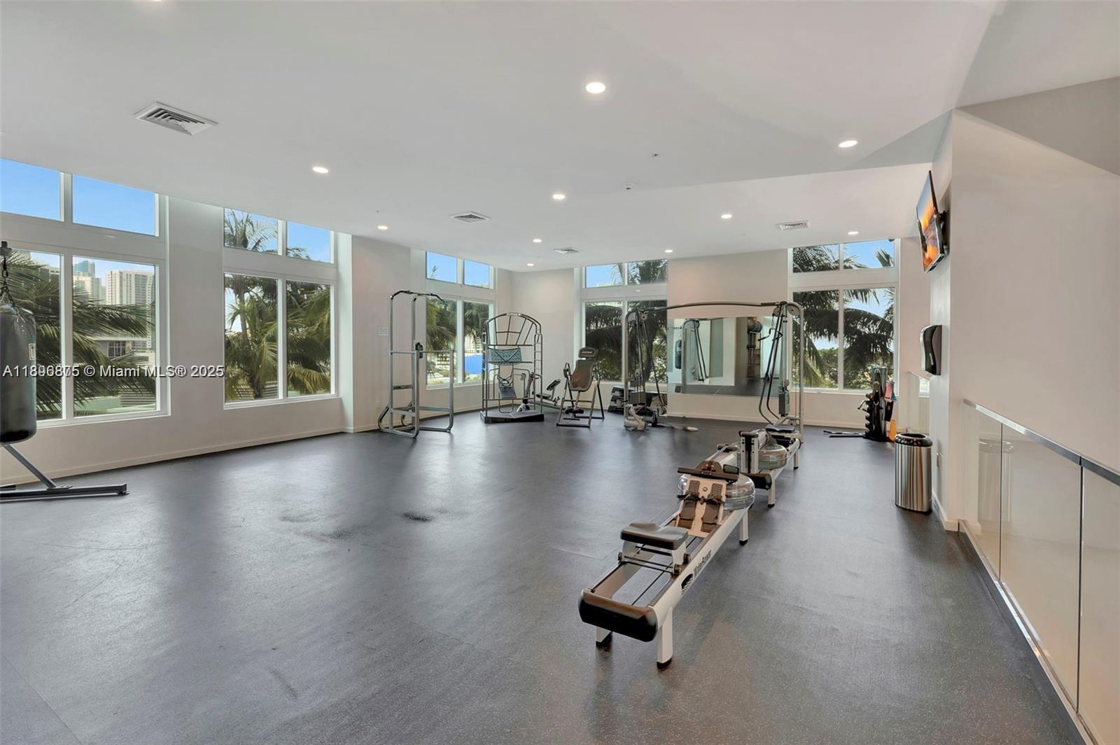 image QUANTUM ON THE BAY29