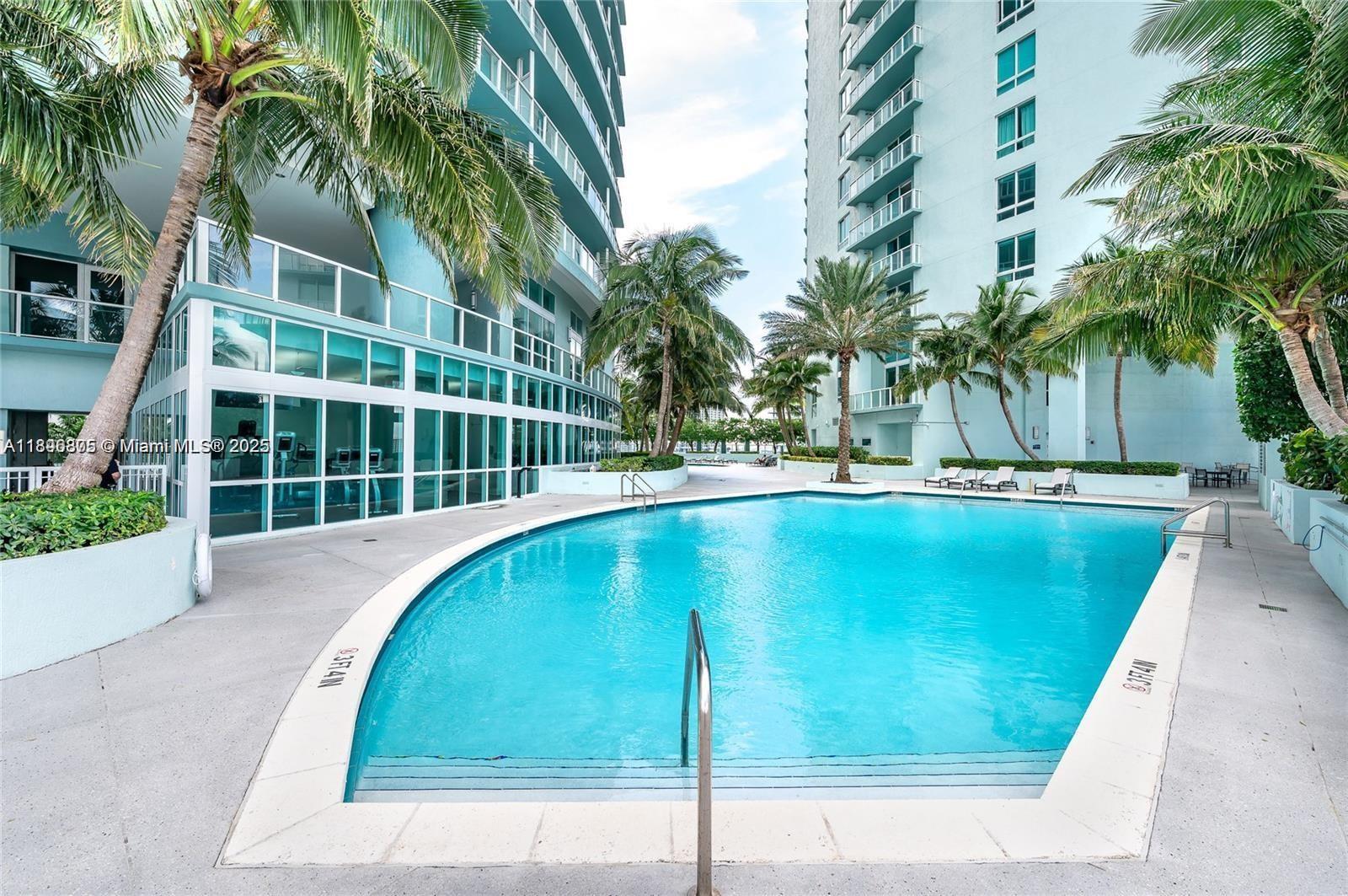 image QUANTUM ON THE BAY34