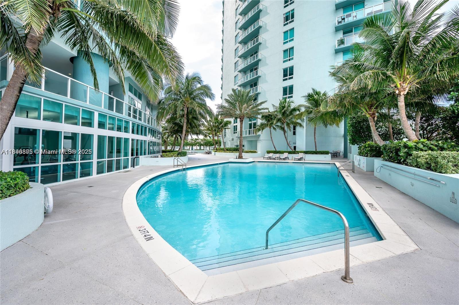 image QUANTUM ON THE BAY35