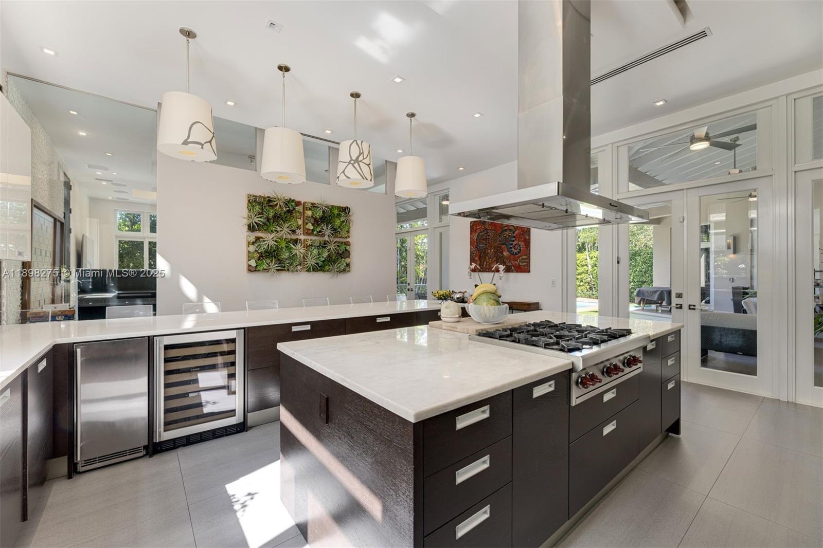 765 Allendale Rd Key Biscayne, FL 33149 765 Allendale Rd Key Biscayne, FL 33149