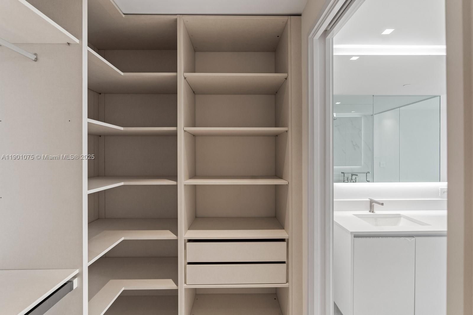 image Aria Reserve17