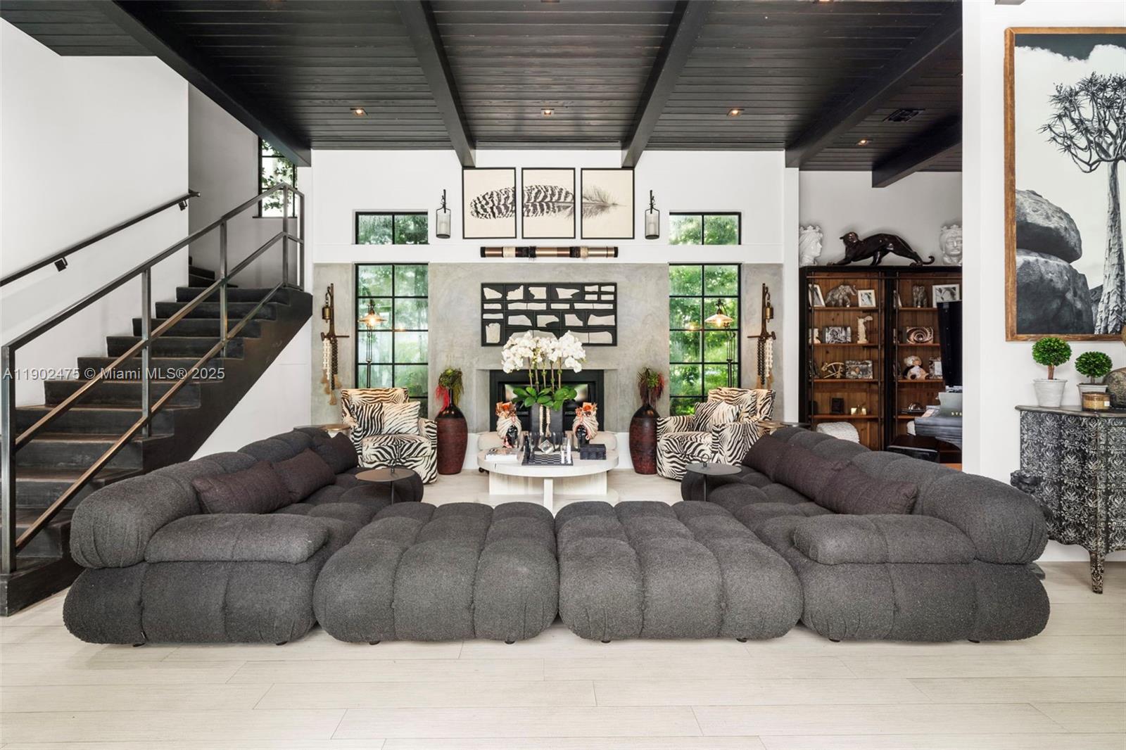 590 NE 59th St Miami, FL 33137