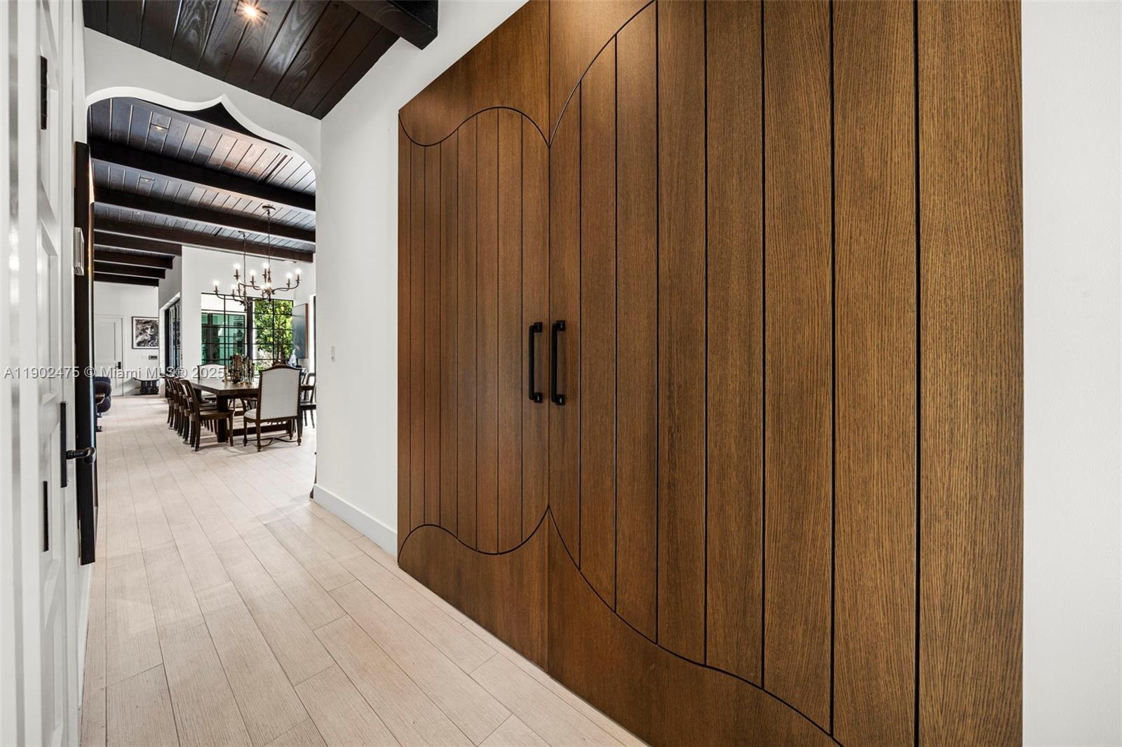 590 NE 59th St Miami, FL 33137