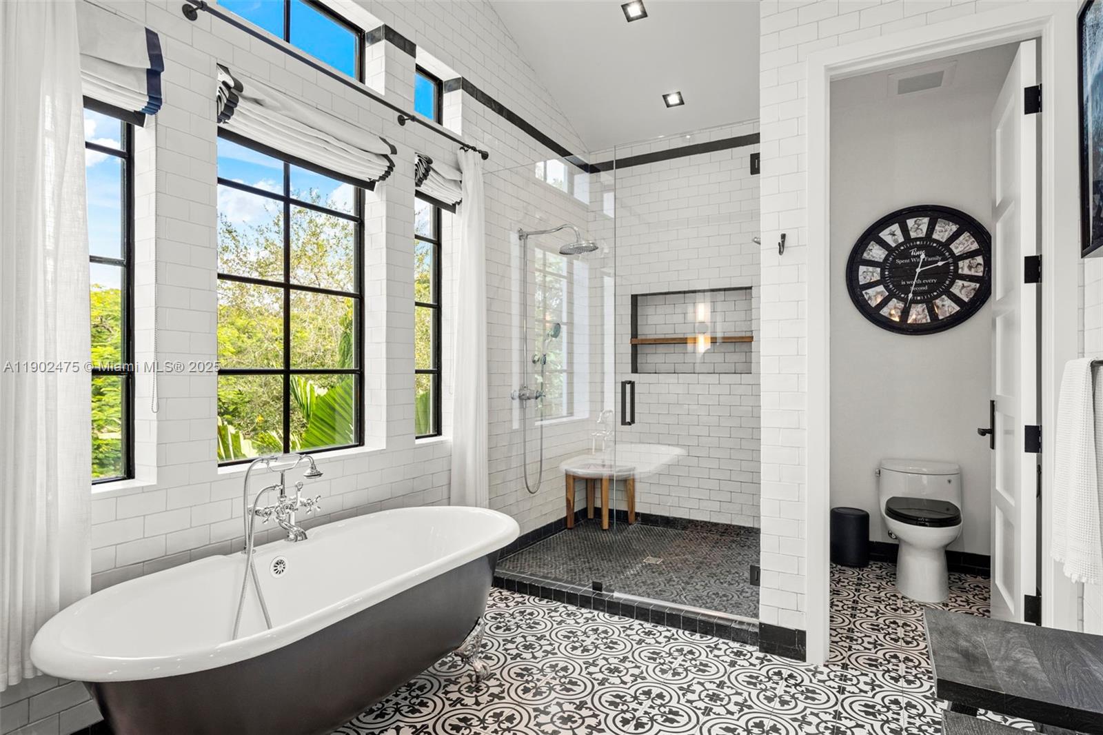 590 NE 59th St Miami, FL 33137