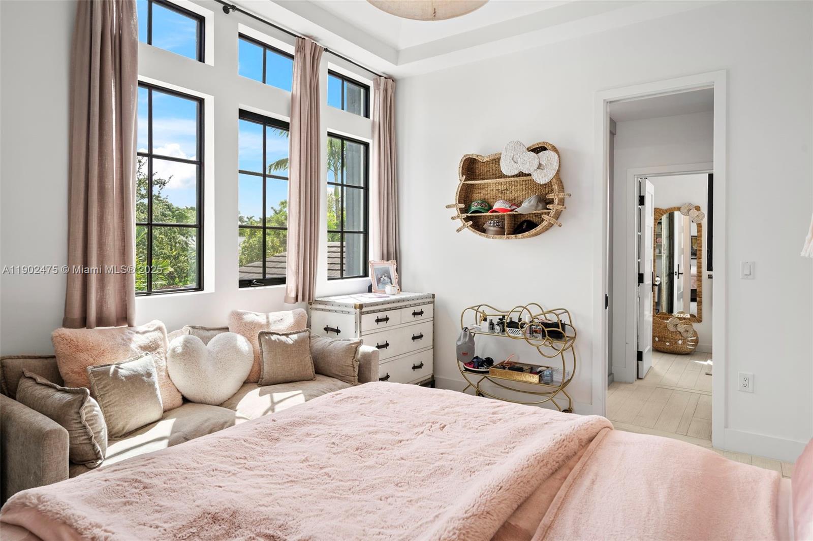 590 NE 59th St Miami, FL 33137