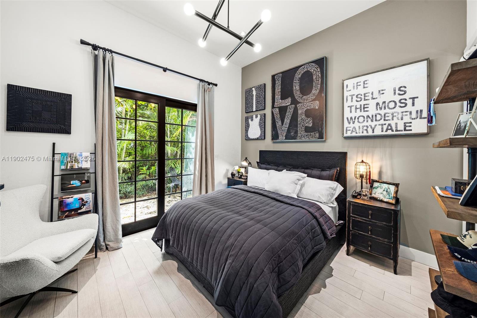 590 NE 59th St Miami, FL 33137