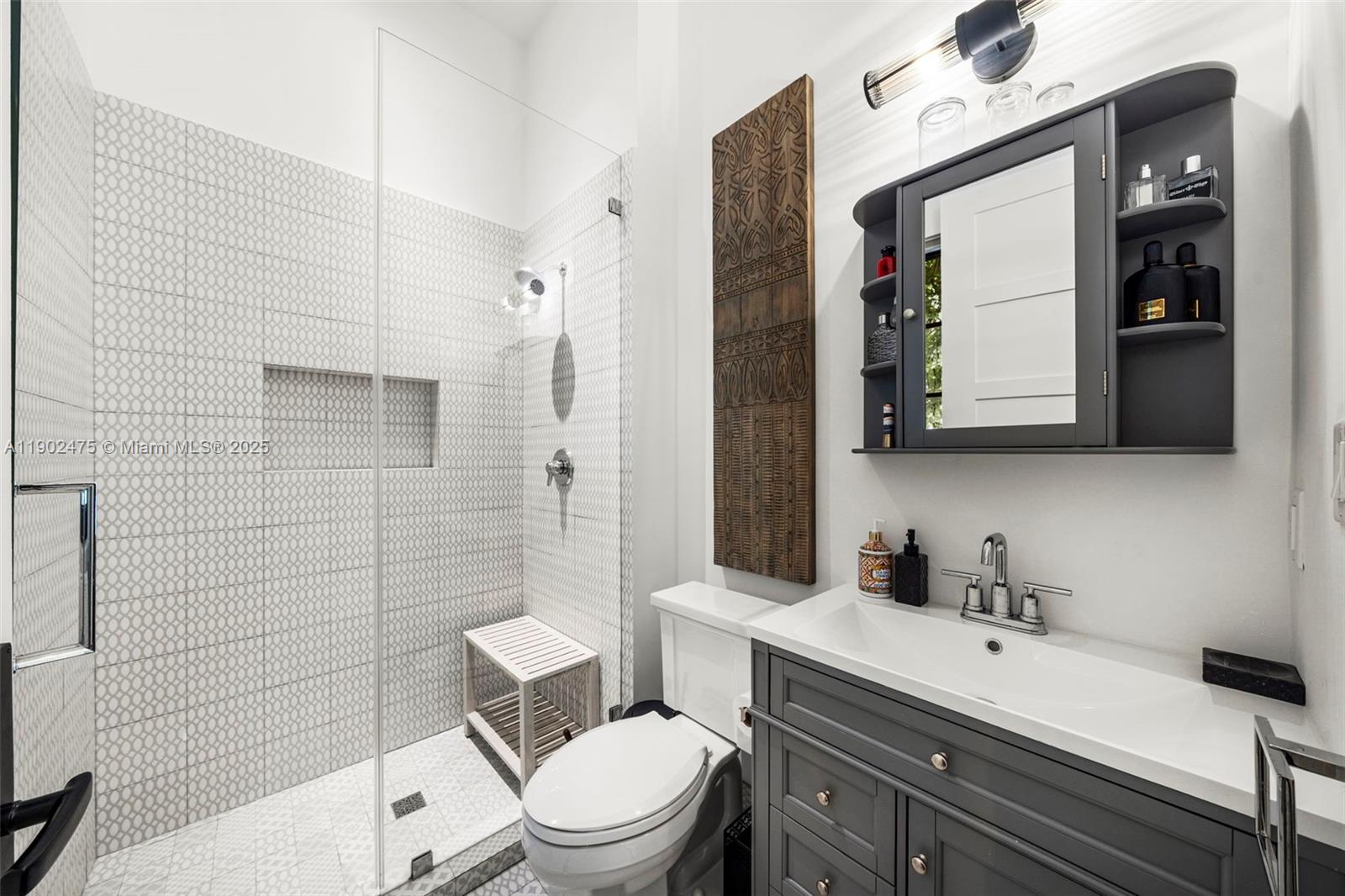 590 NE 59th St Miami, FL 33137