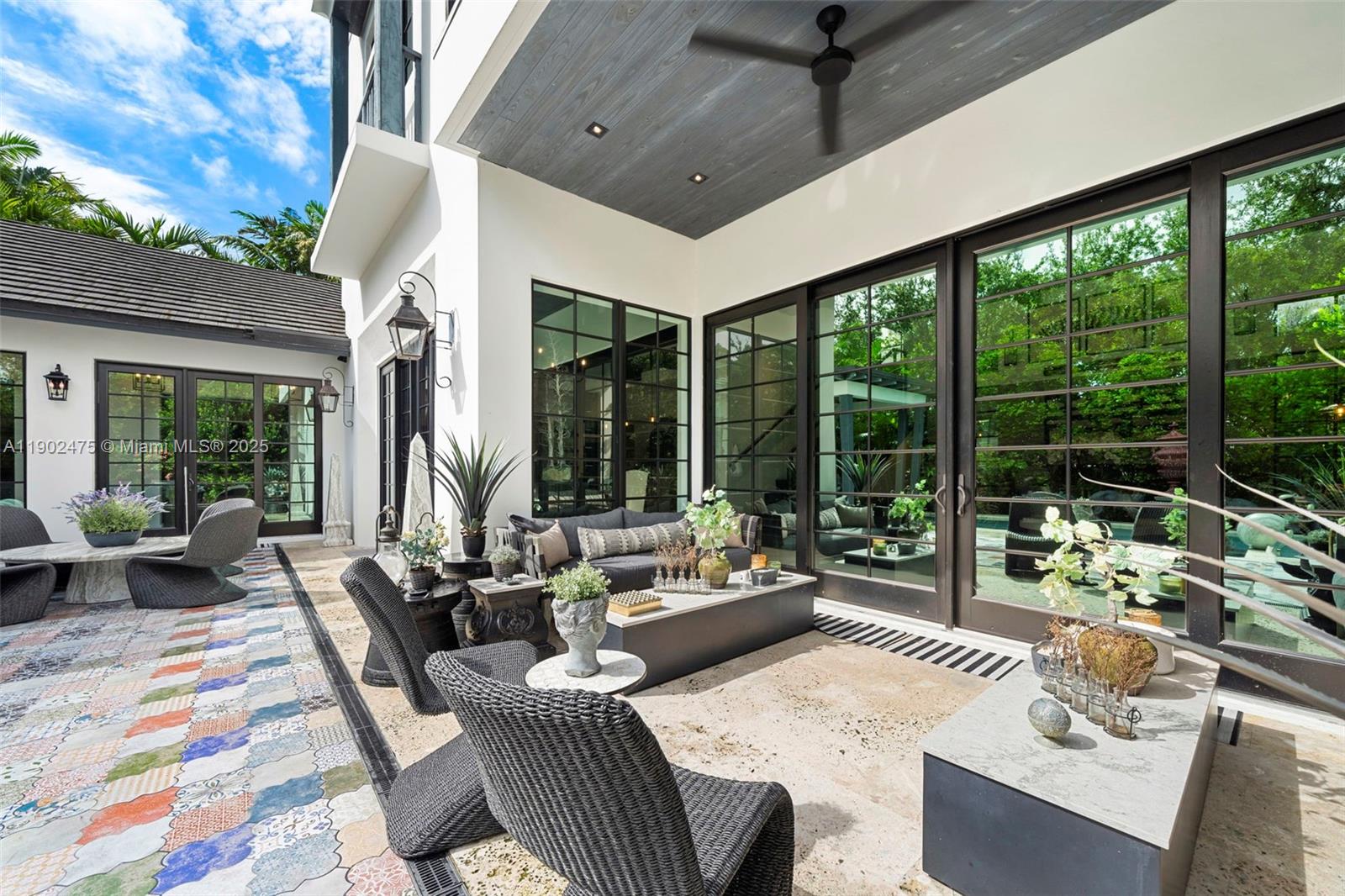 590 NE 59th St Miami, FL 33137