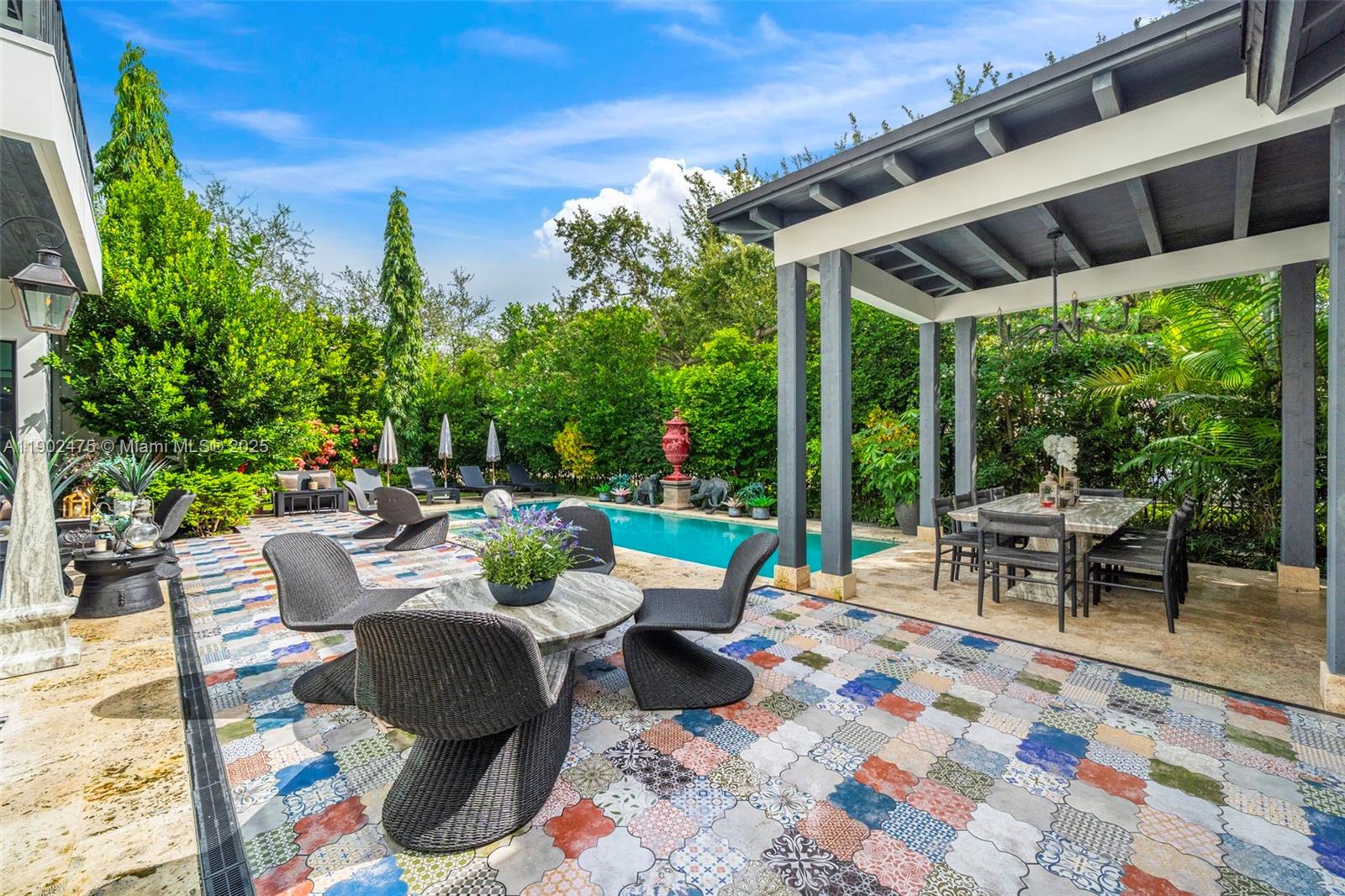 590 NE 59th St Miami, FL 33137