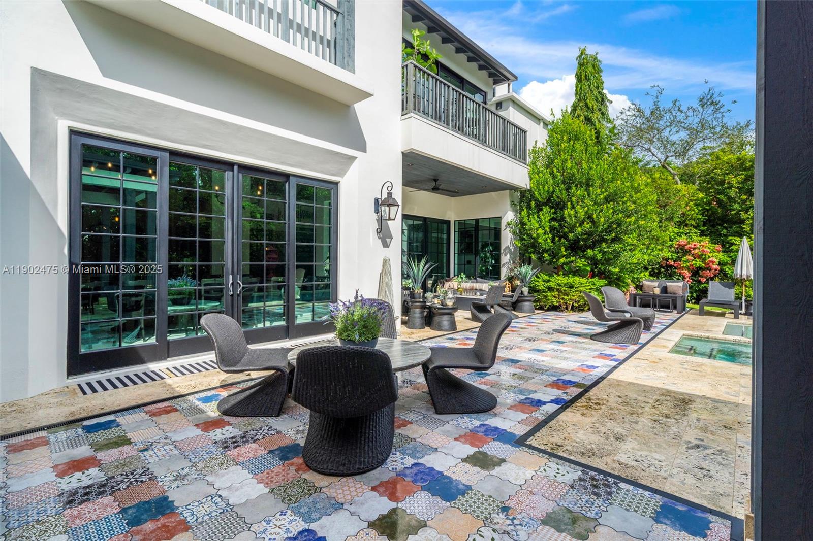 590 NE 59th St Miami, FL 33137