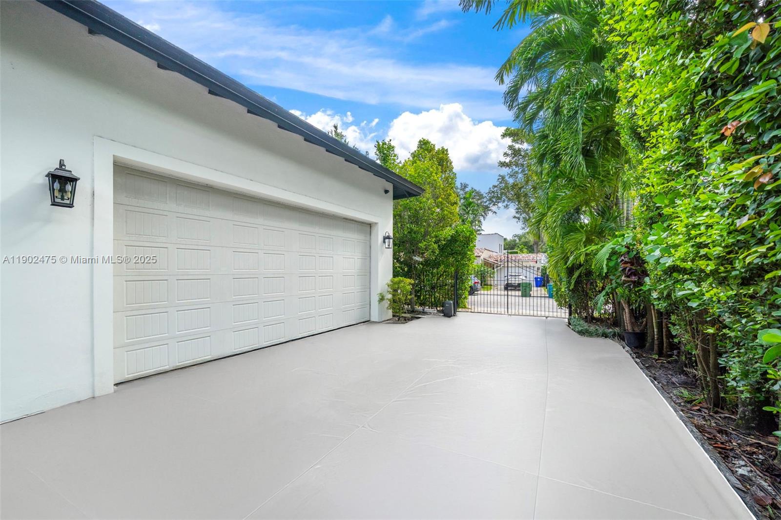 590 NE 59th St Miami, FL 33137