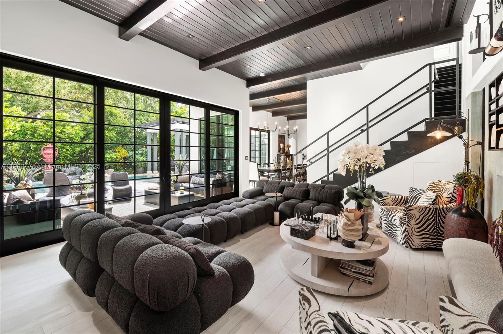 590 NE 59th St Miami, FL 33137