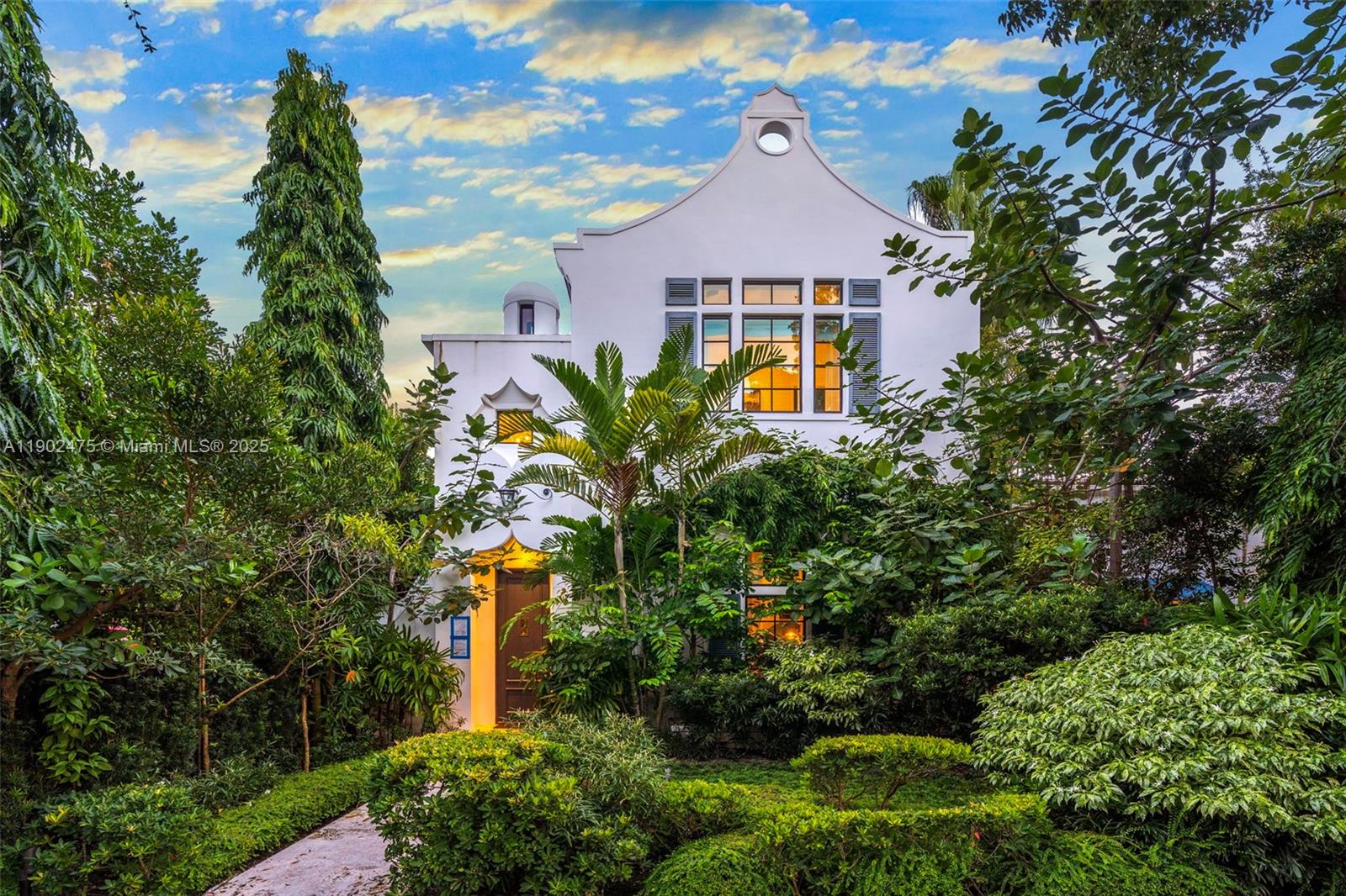 590 NE 59th St Miami, FL 33137