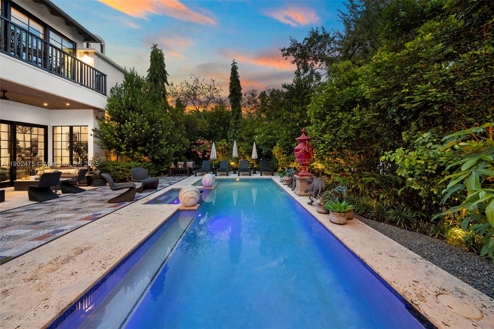 590 NE 59th St Miami, FL 33137