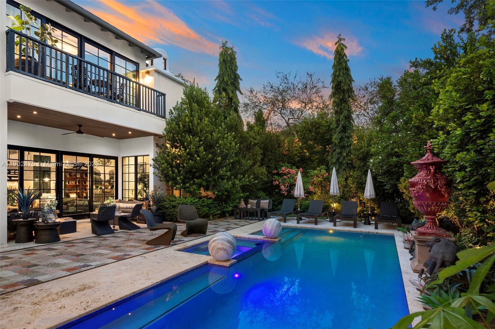 590 NE 59th St Miami, FL 33137