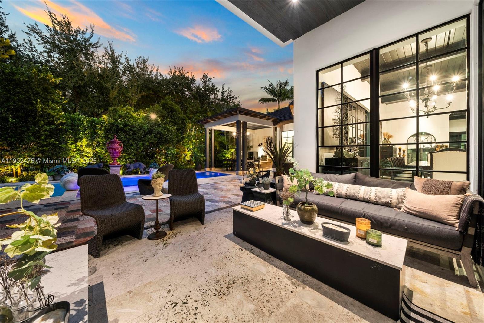 590 NE 59th St Miami, FL 33137