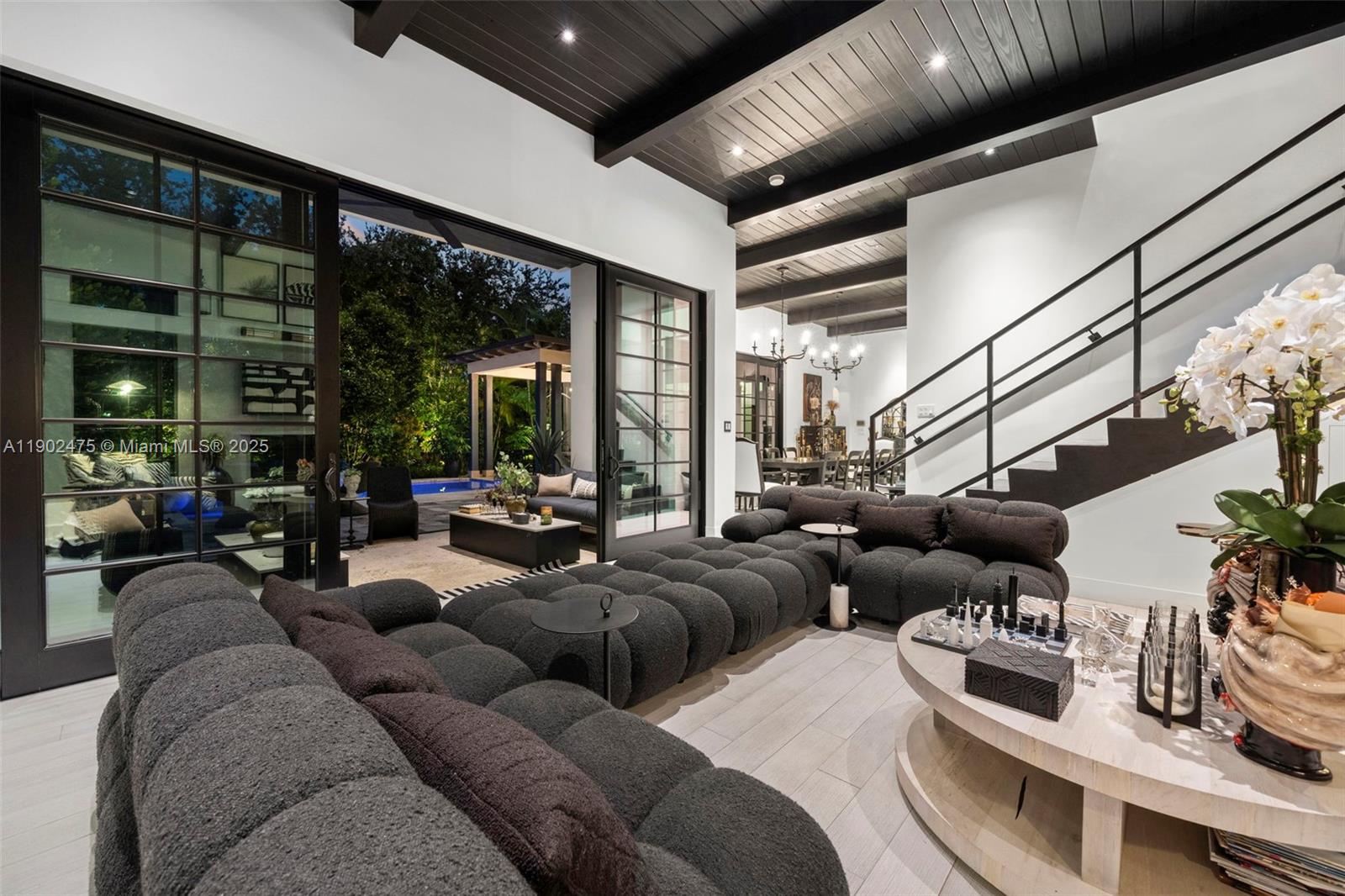 590 NE 59th St Miami, FL 33137