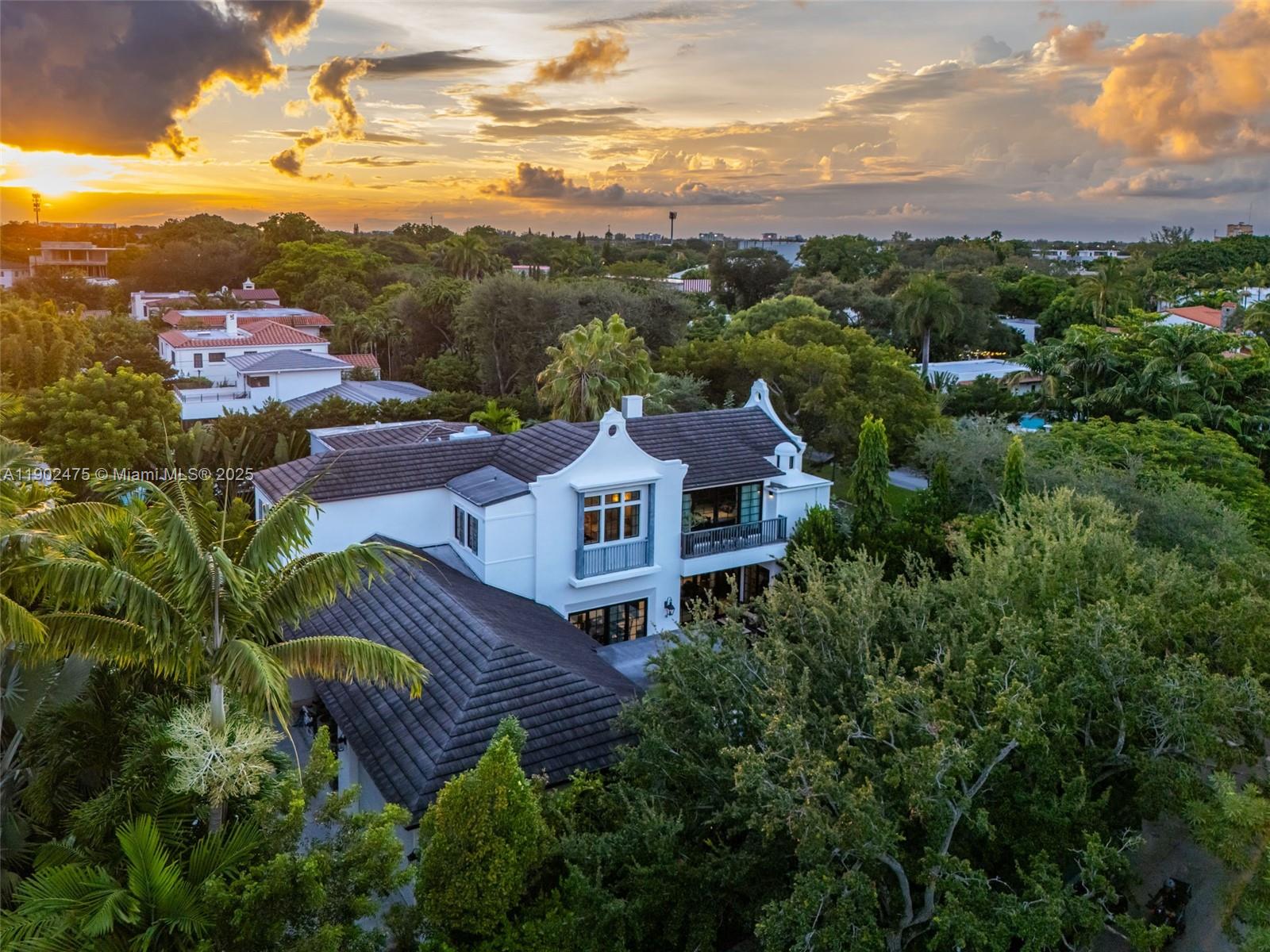 590 NE 59th St Miami, FL 33137