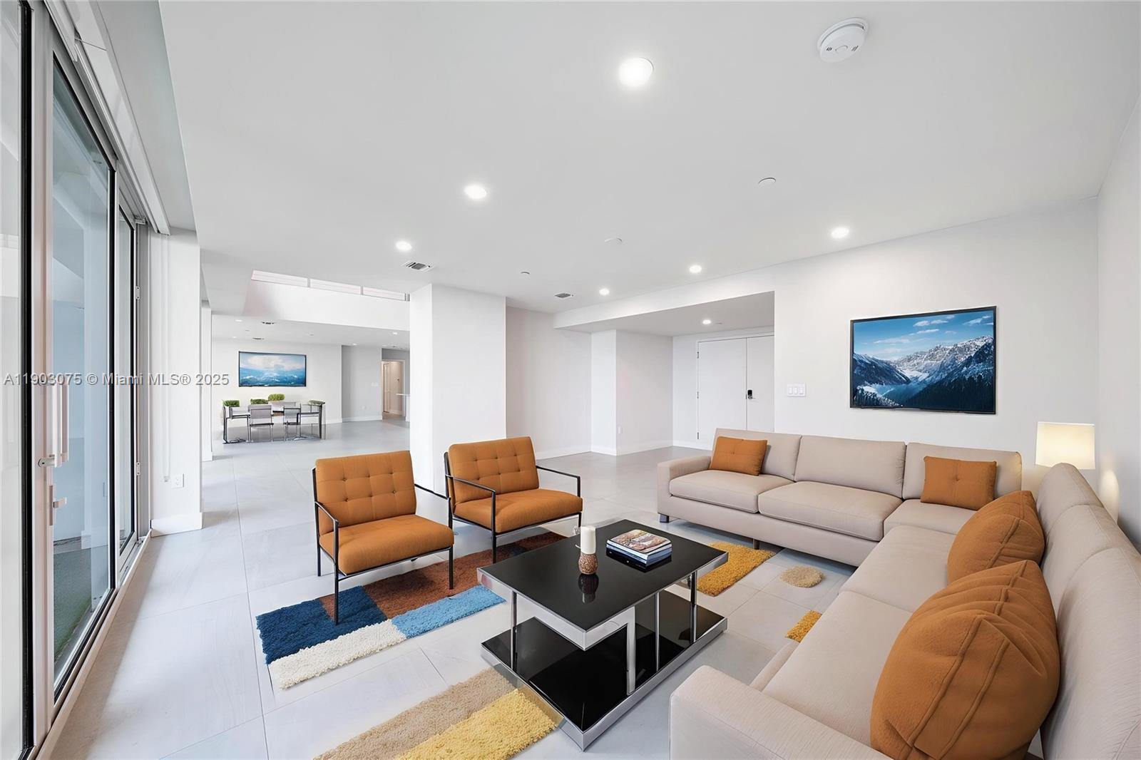 555 NE 34th St #PH-3 Miami, FL 33137