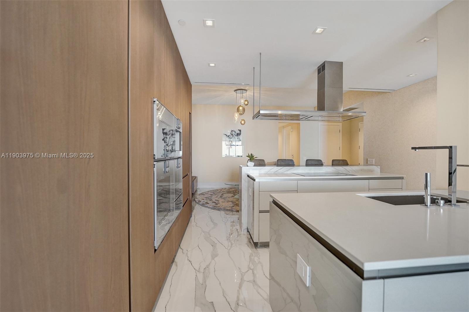 image Turnberry Ocean Club18