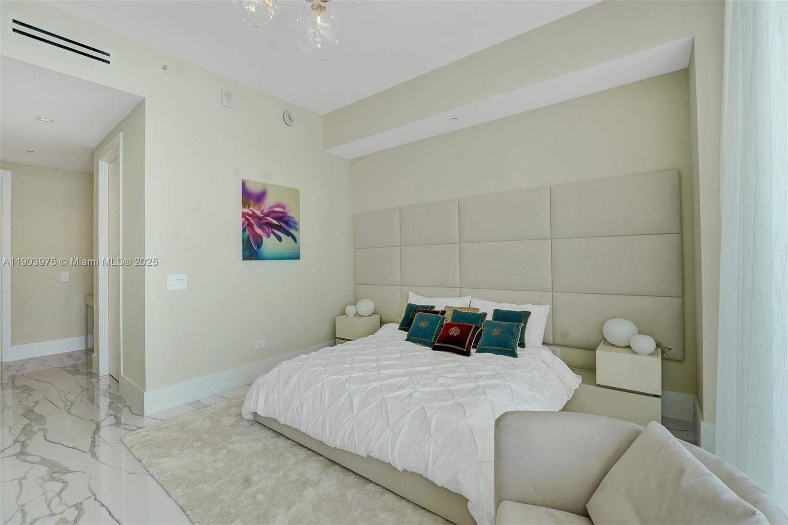 image Turnberry Ocean Club35