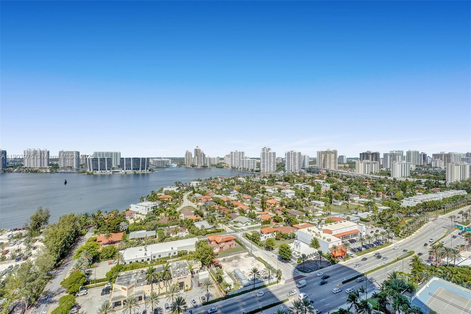 image Turnberry Ocean Club47